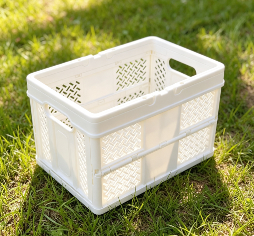 Pure White Cut out Plastic Folding Storage Basket