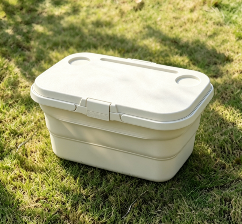 Off White Foldable Plastic Picnic Storage Box